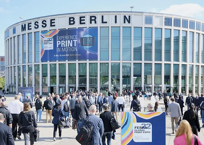 Cozy Next To Ku'damm With Full Kitchen And Fast Wifi Appartamento Berlino