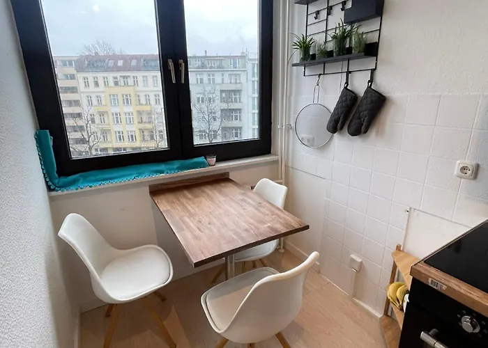 Cozy Next To Ku'damm With Full Kitchen And Fast Wifi